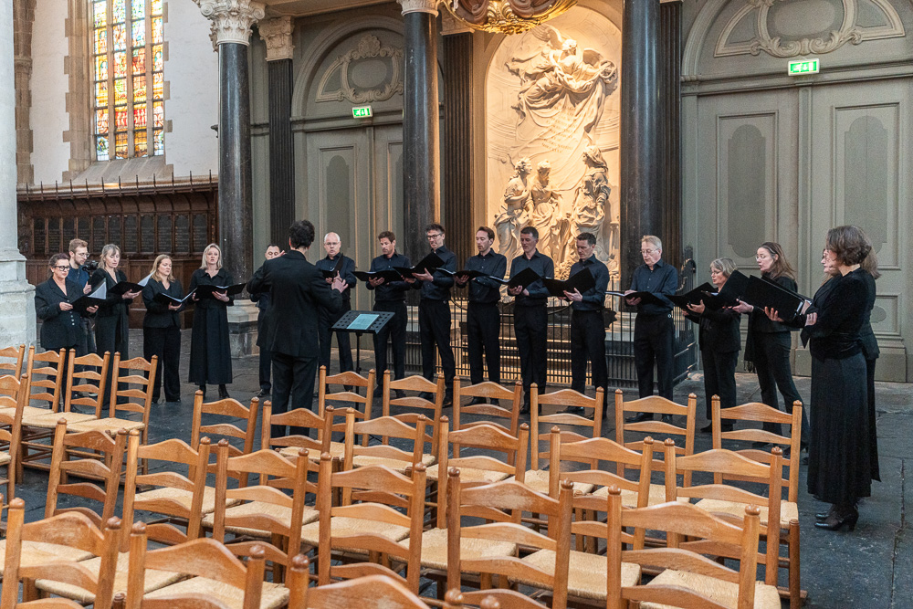 Bavocale Haarlem tijdens een uitvoering in de Grote of St.-Bavokerk